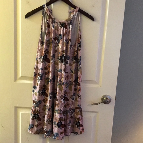 Dress - Picture 1 of 2